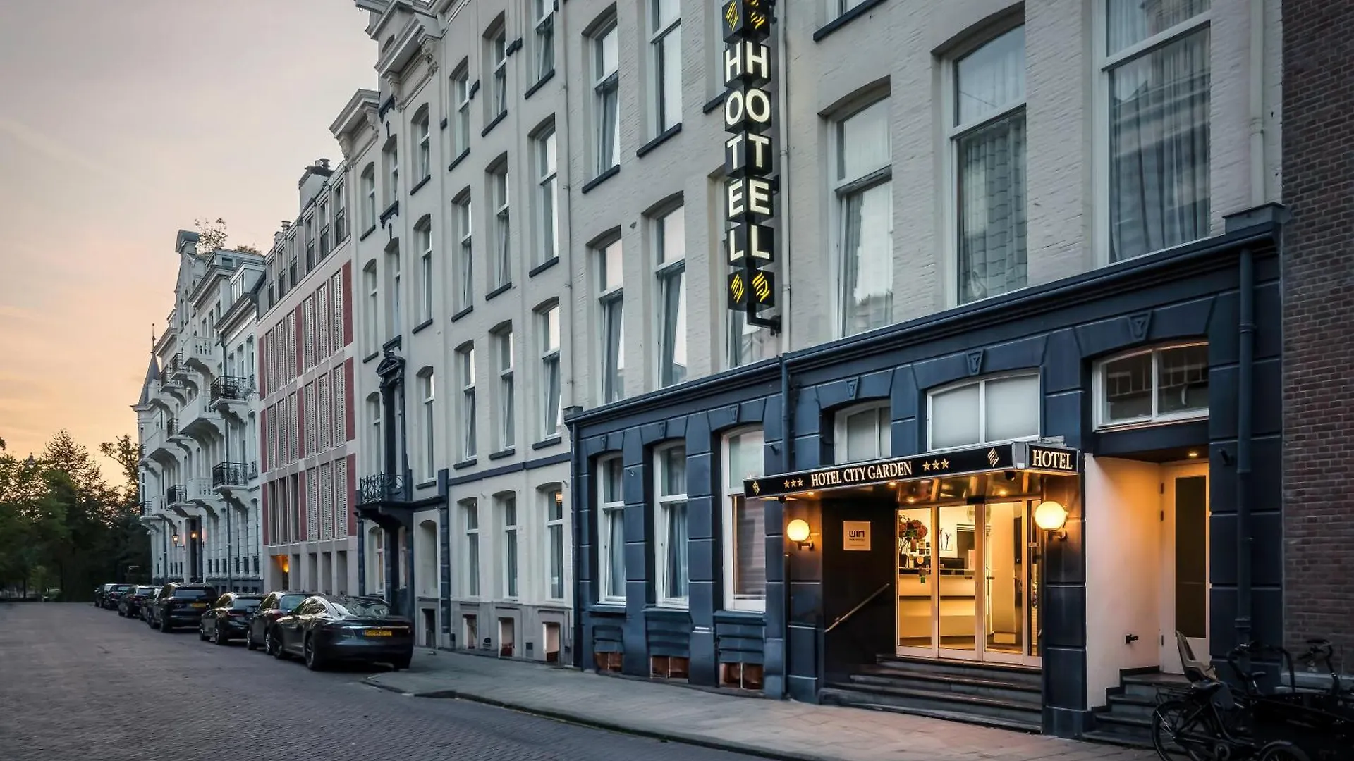 Hotel City Garden Amsterdam contacts